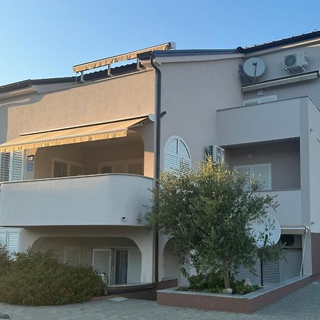 באסקה Apartment Pirun מראה חיצוני תמונה