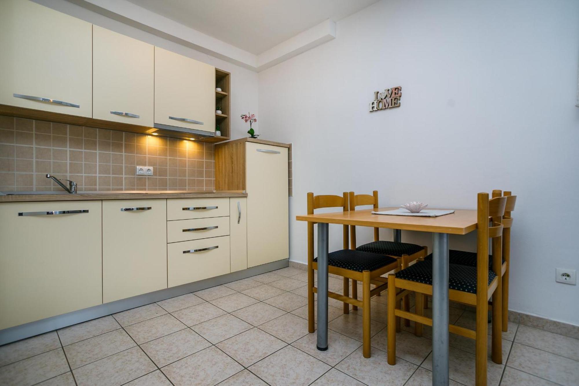 באסקה Apartment Pirun מראה חיצוני תמונה